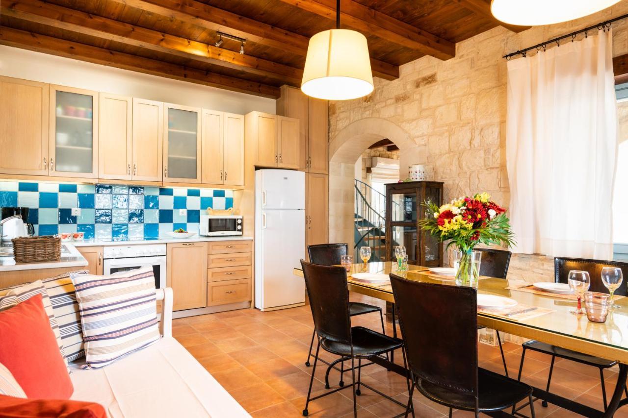 Beachfront Villa Turquoise With Private Pool, Bbq And Ping Pong Table Chania  Luaran gambar
